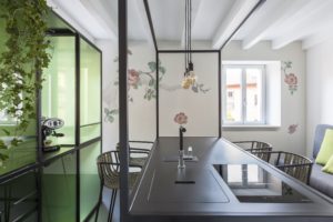 13 — Casa Trentini — Traiettorie Apartment — Wallpaper by Donatella Spaziani Cristina Galliena Bohman